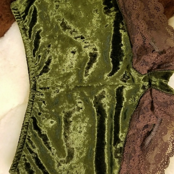 Green Velvet boy shorts Panties - Picture 4 of 4
